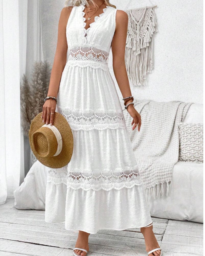 Robe en dentelle sans manches