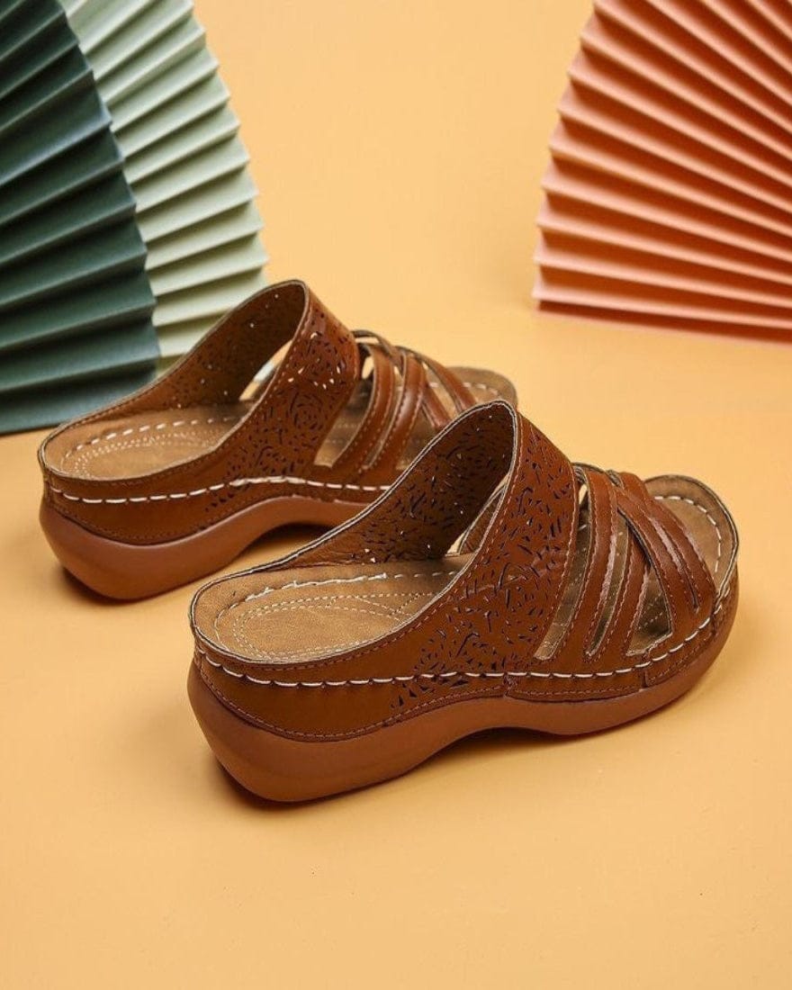 Sandale à plateforme compensée ajourée